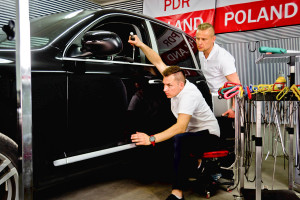 Naprawa wgnieceń parkingowych (3)